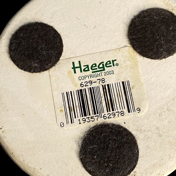 Vintage 2003 Haeger pottery #629-78 cream tan swirl footed 8.5 inch vase - Picture 4 of 6